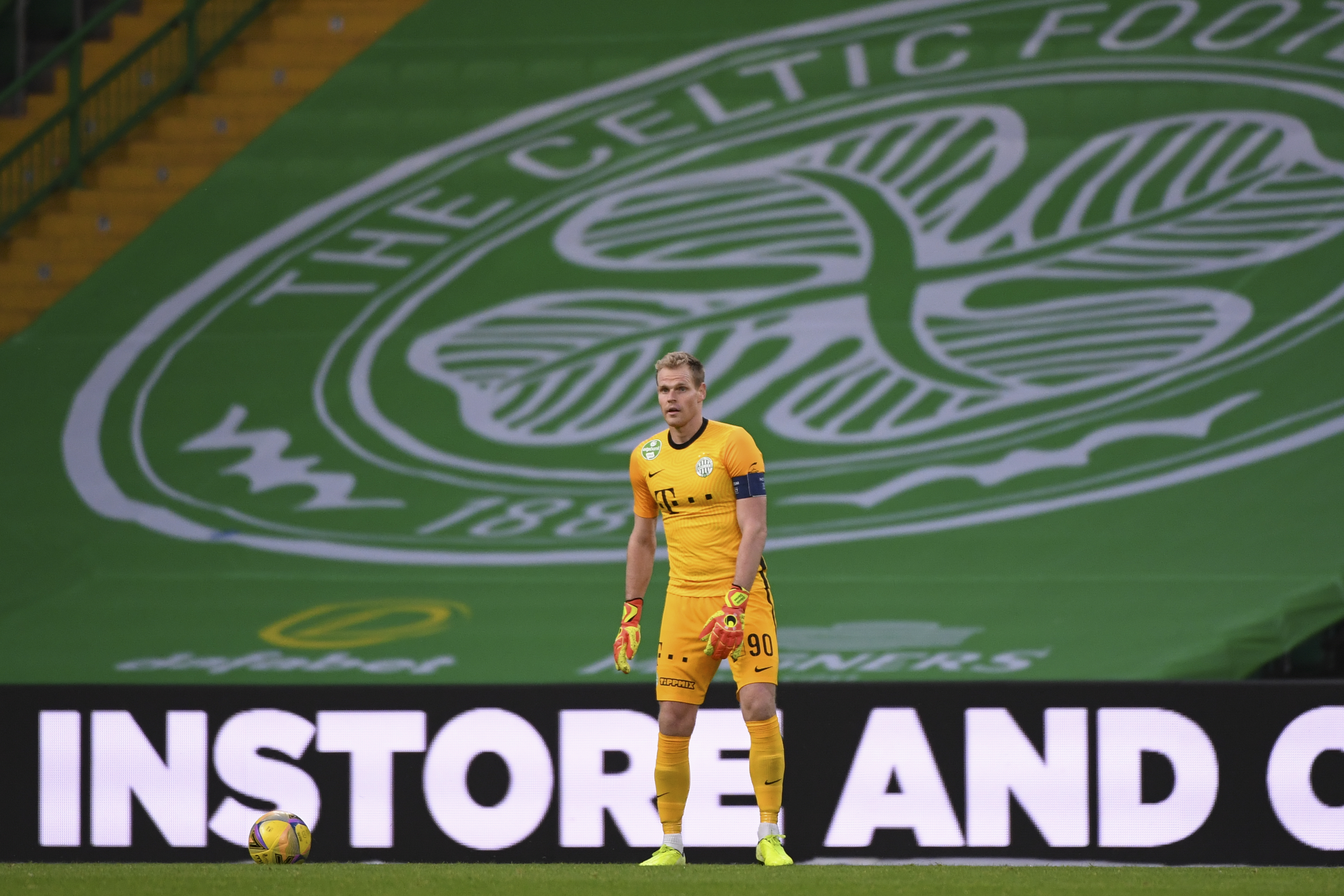 Dibusz D&eacute;nes a Celtic Parkban 2020 augusztus&aacute;ban