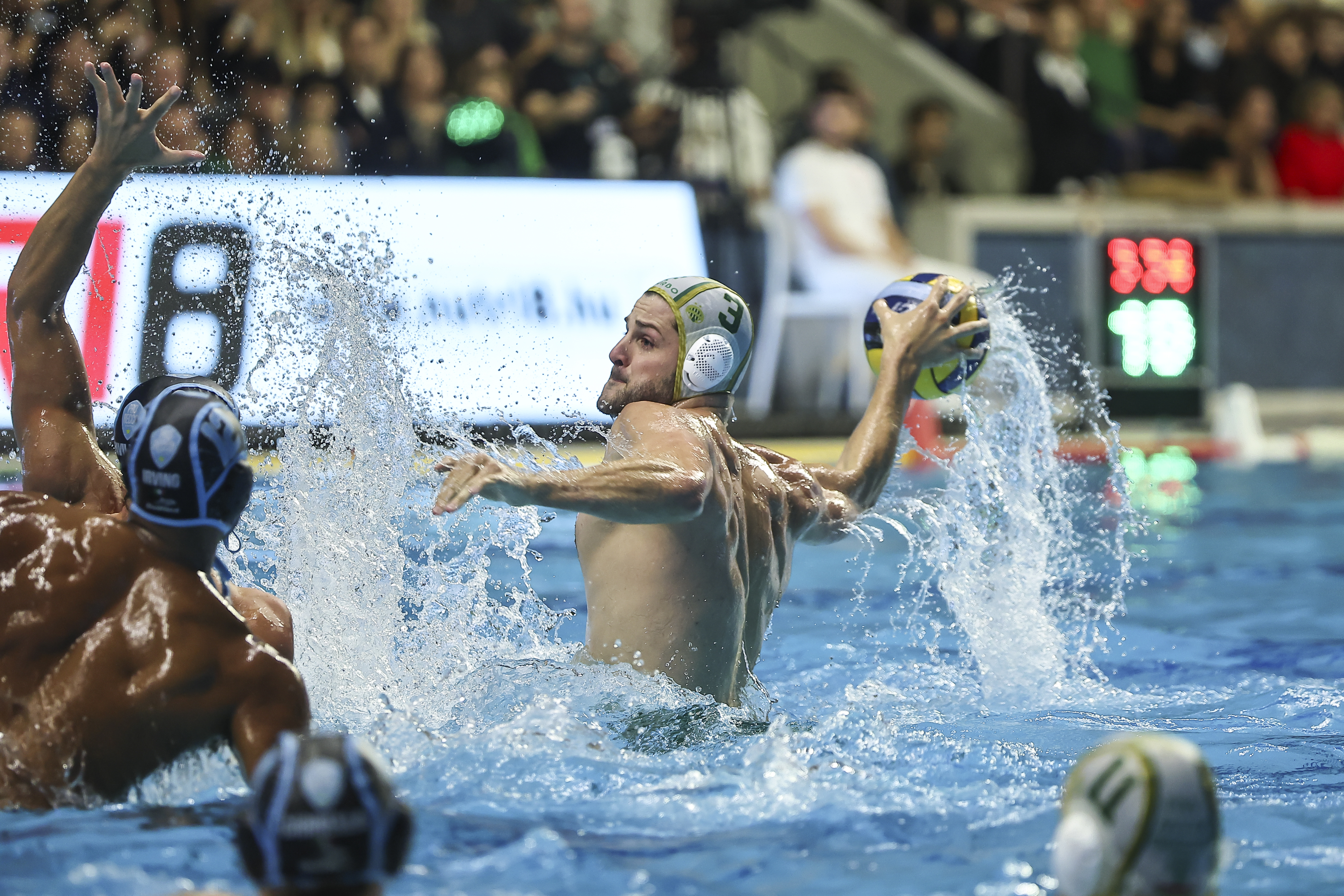 Manhercz a Pro Recco ellen is a Fradi vez&eacute;re volt