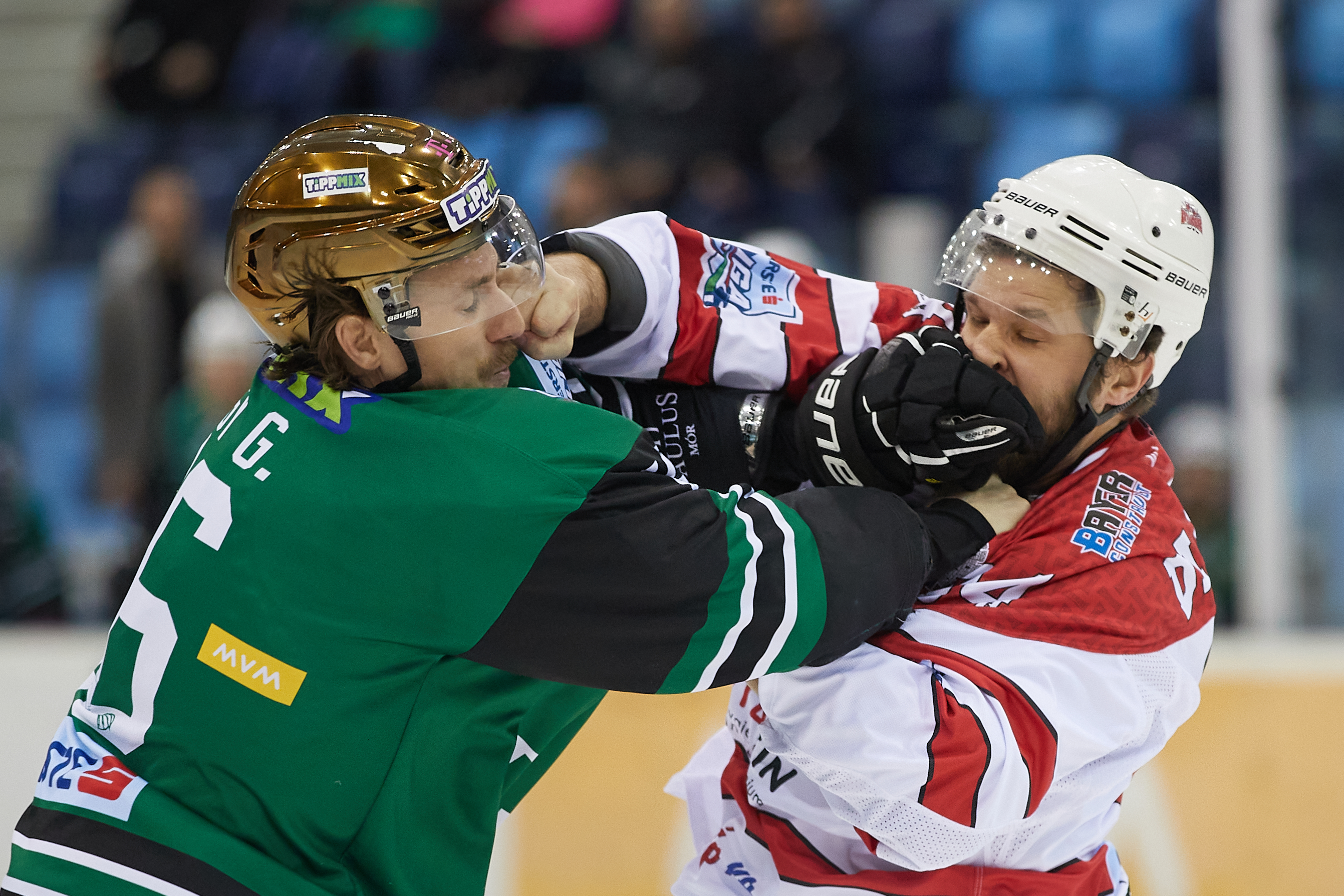 Nagy Gergő és Devin Di Diomete bunyója volt a mérkőzés első komolyabb jelenete.