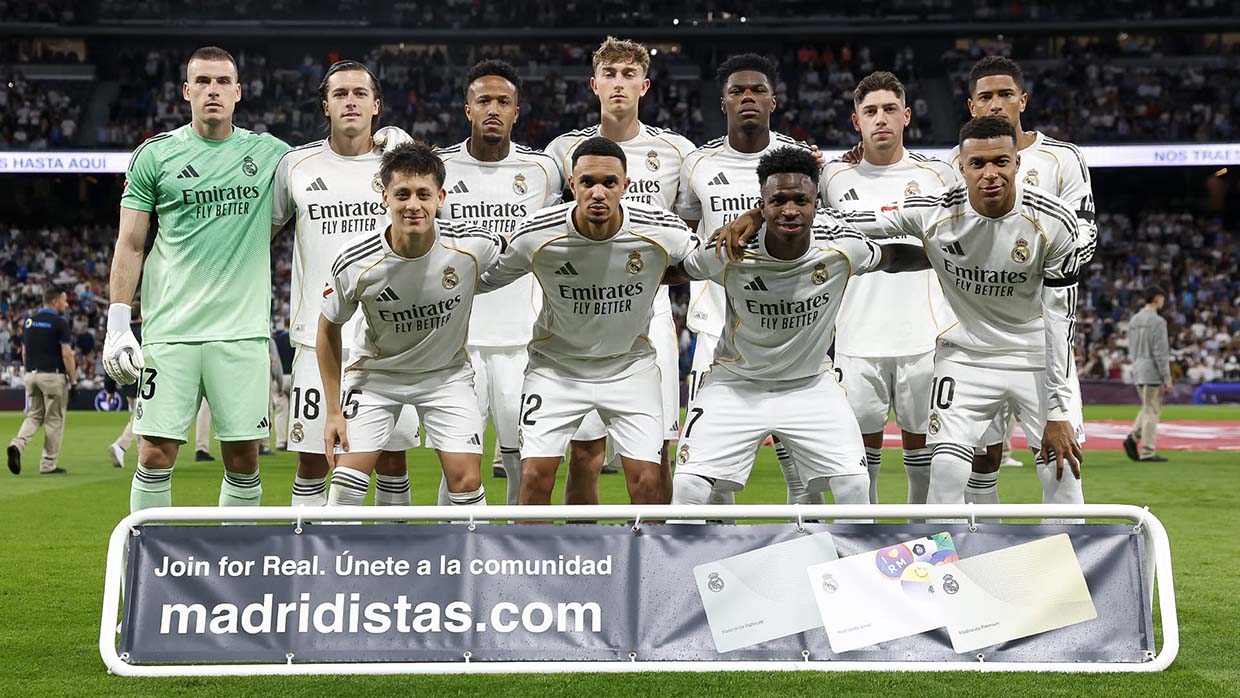 A mai Real Madrid hemzseg a vil&aacute;gszt&aacute;rokt&oacute;l
