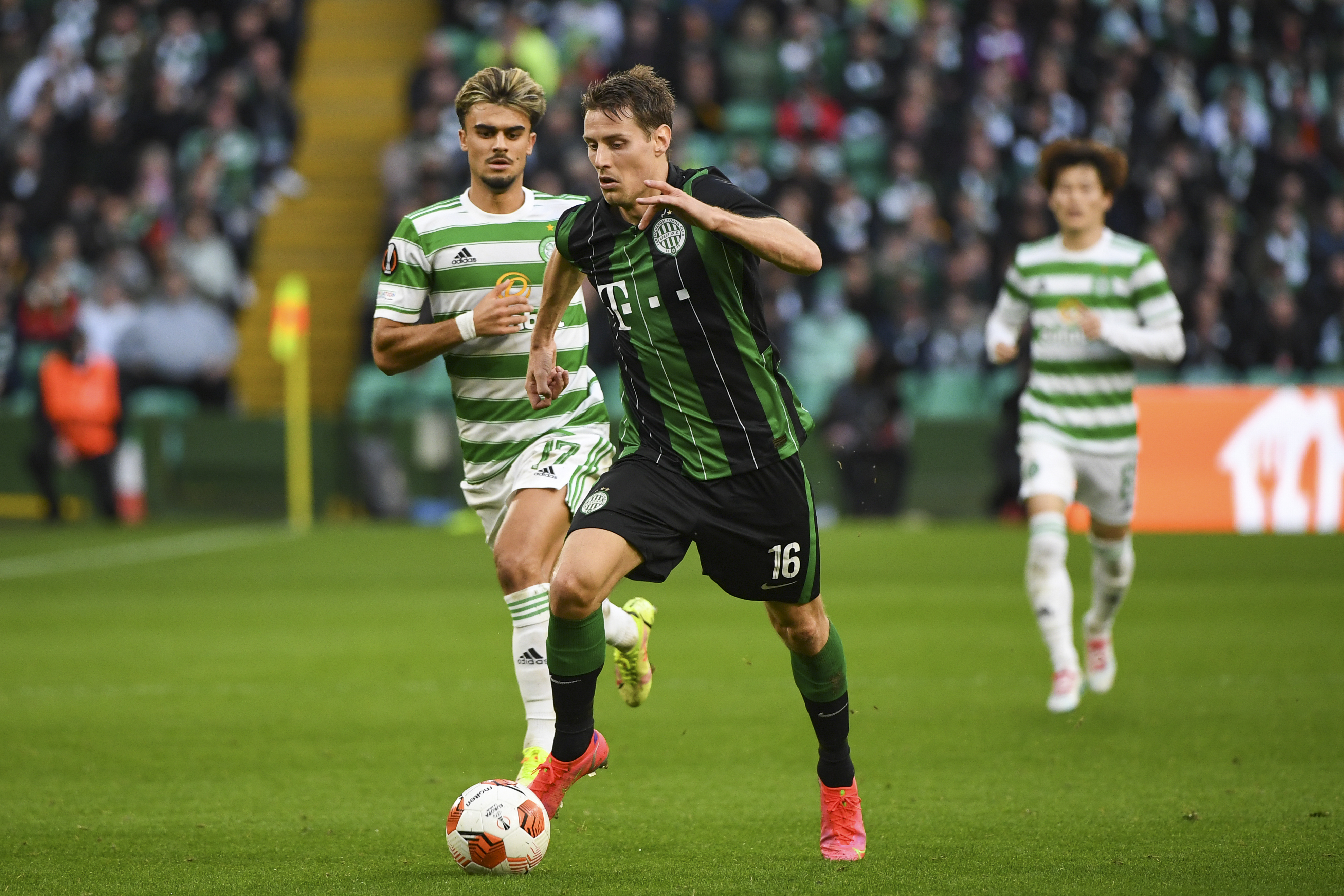Zachariassen is &uacute;jra p&aacute;ly&aacute;ra l&eacute;phet a Celtic ellen