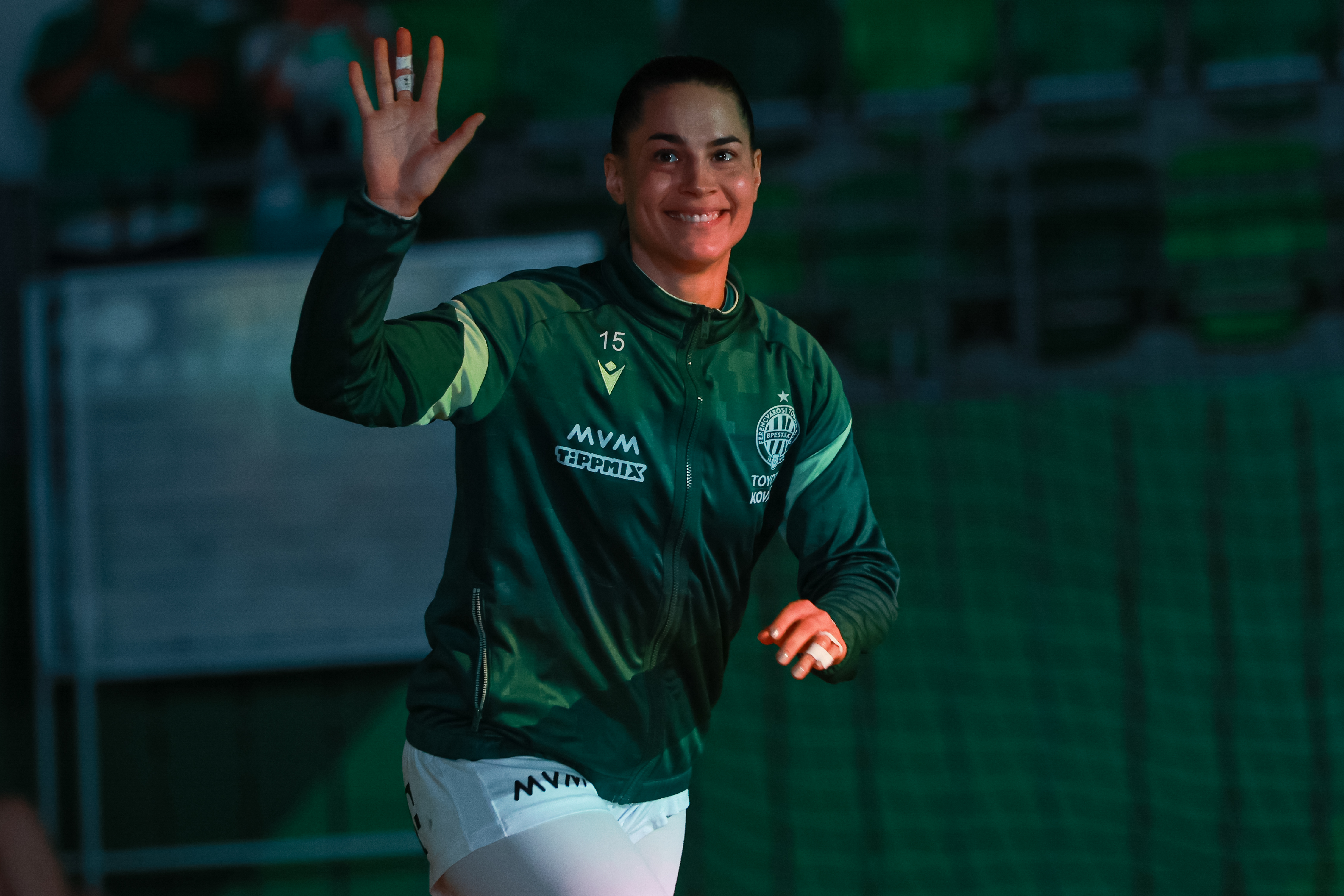 H&aacute;rsfalvi J&uacute;lia 2021 &oacute;ta erős&iacute;ti a Ferencv&aacute;rost